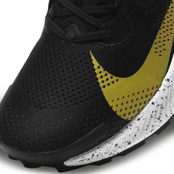 nike pegasus trail 2 black dark sulfur